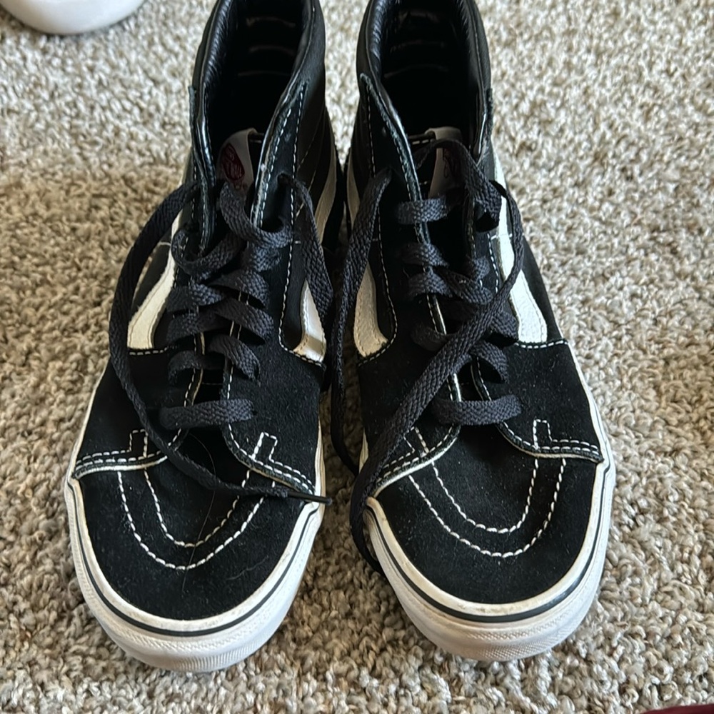 High top Vans Worn with care still good quality velvet accents black-and-white